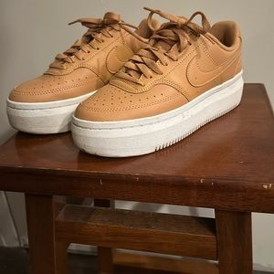 Nike Court Vision Alta